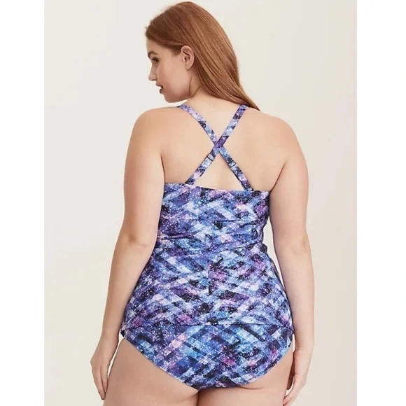Torrid 0 GEO SPACE LATTICE RUCHED TANKINI TOP